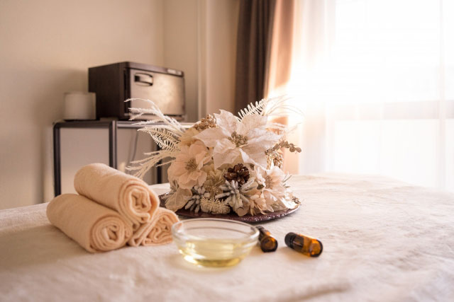 アルモニアのセラピストによる音浴によるリラクゼーション